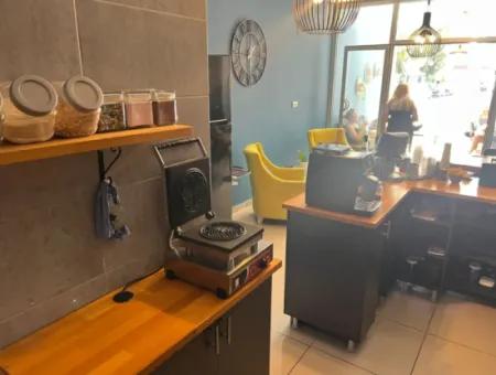 Workplace Cafe Close To The Lake In The Center Of Muğla Köyceğiz Is For Sale