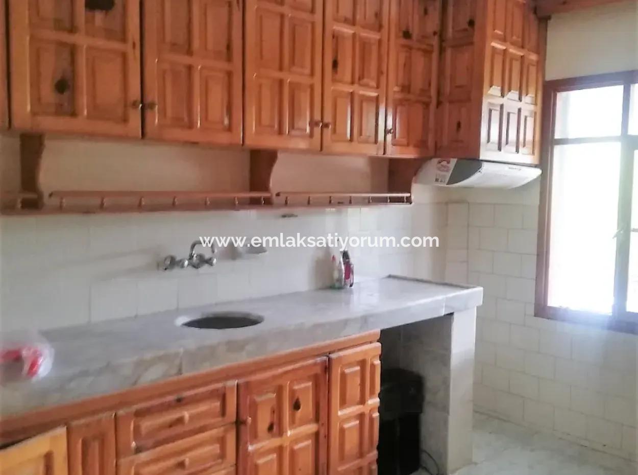 Ortaca Eskiköyde Kiralık Giriş Kat 3+1 Daire