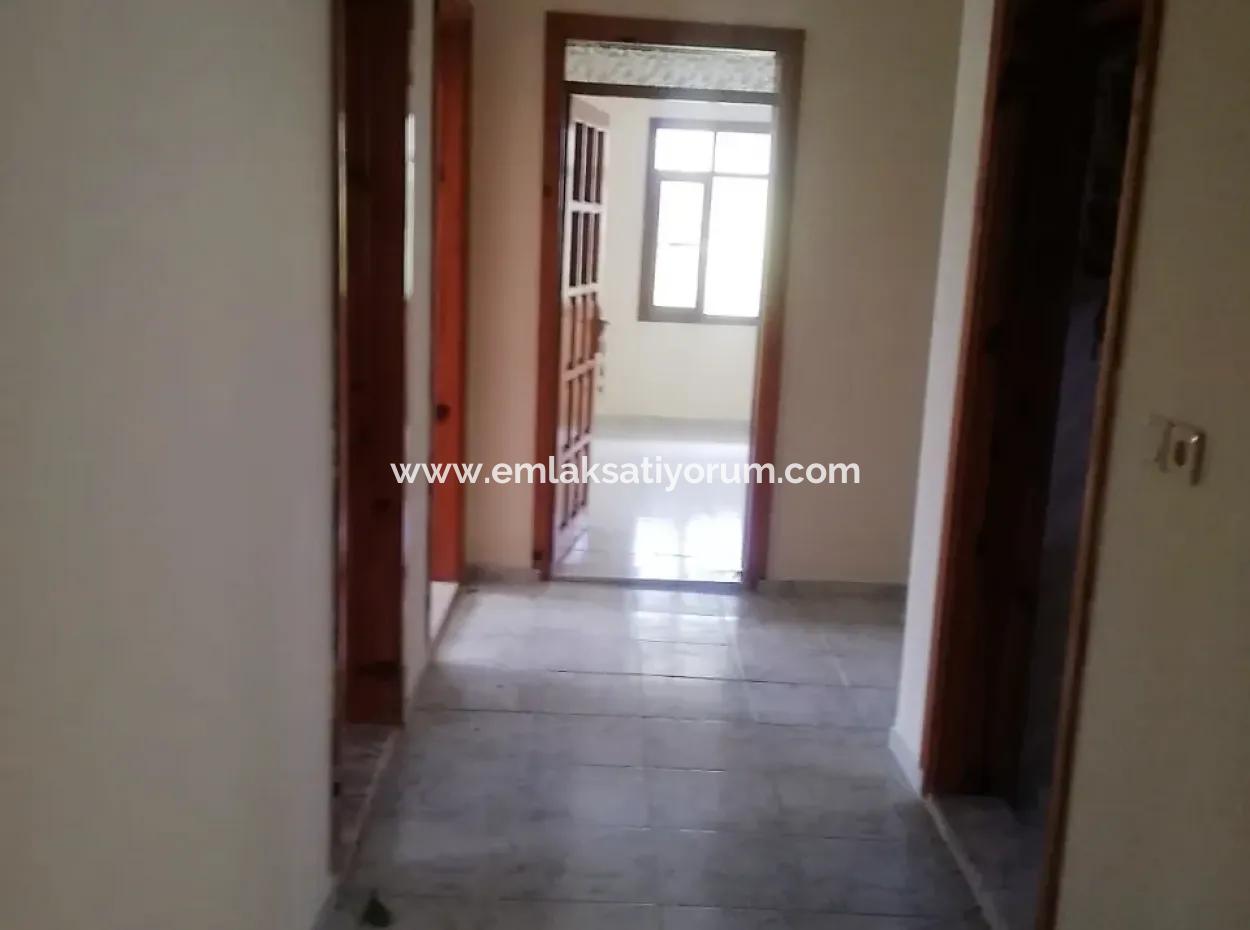 Ortaca Eskiköyde Kiralık Giriş Kat 3+1 Daire