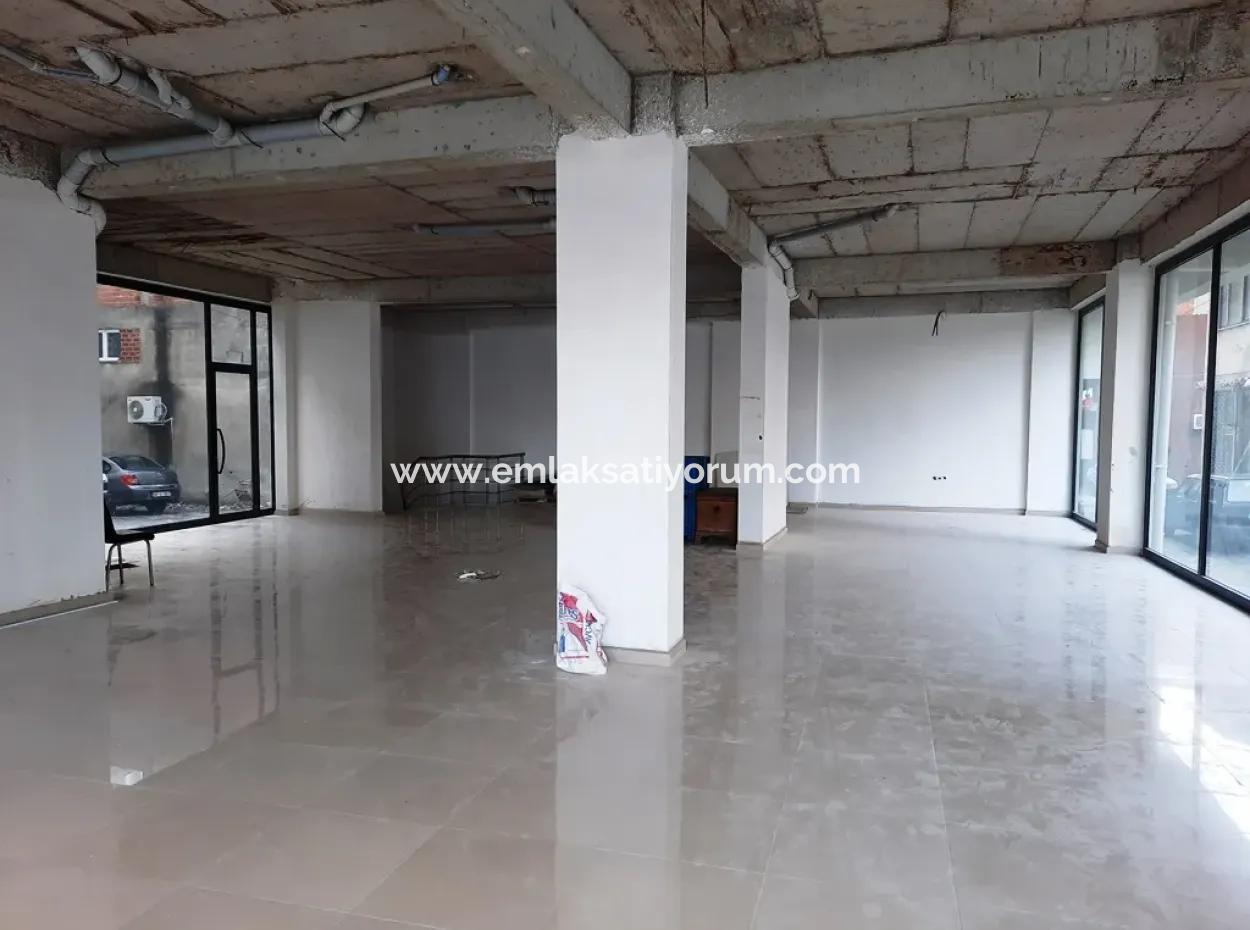 Ortaca Merkezde Banka Veya Kurumsal Markete Uygun 400 M2 Dükkan Kiralık