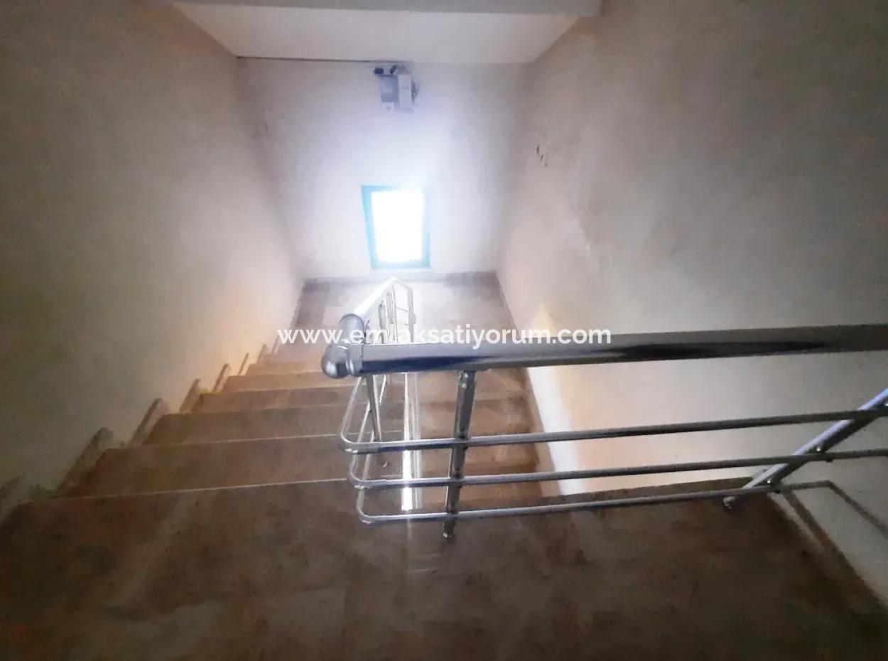 Muğla Dalyanda Yüzme Havuzlu Eşyalı 2+1 Apart Yıllık Kiralık