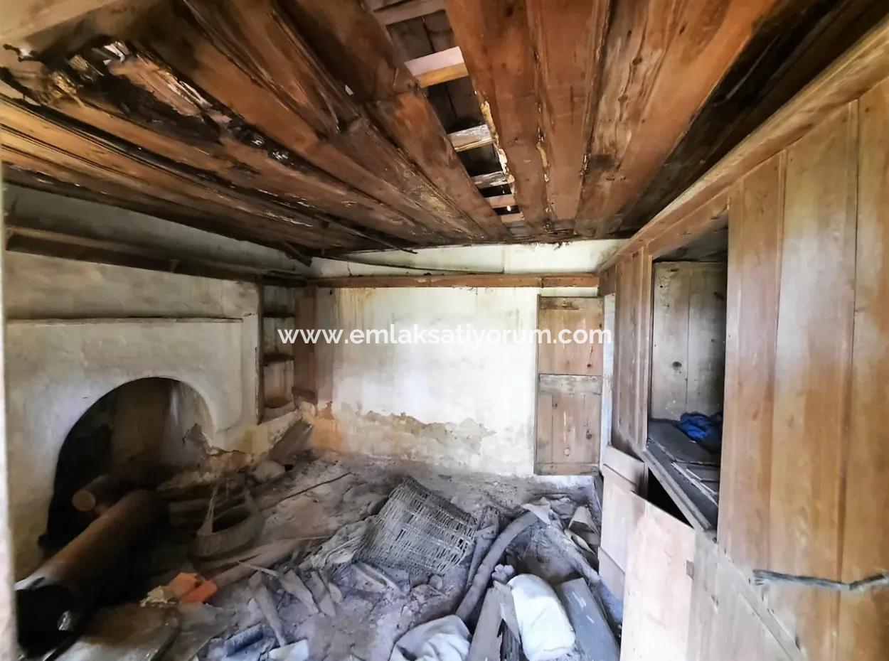 Muğla Ula Ataköyde Satılık Kelepir 725 M2 İmarlı Arsa Ve Köy Evi