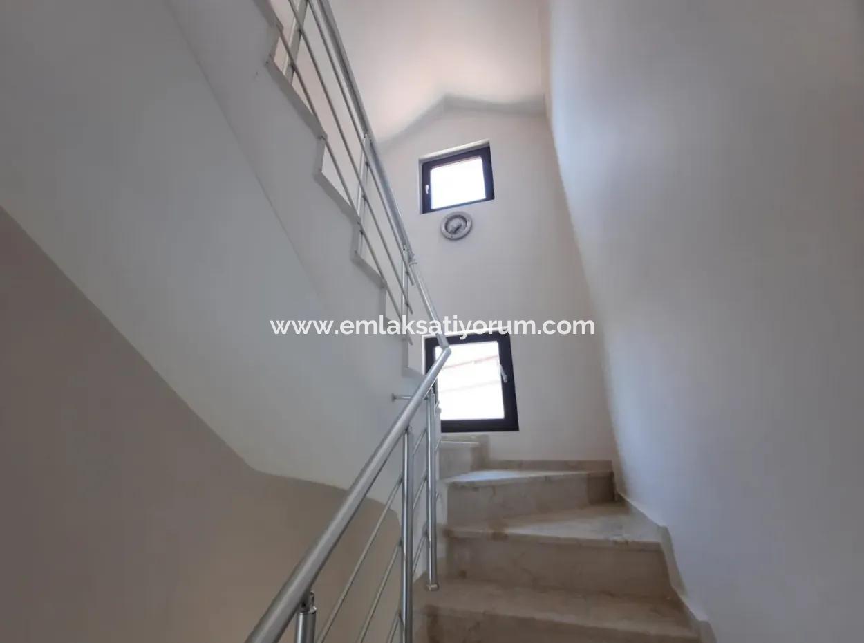 Muğla Ortaca Dalyanda Yüzme Havuzlu 3 Tripleks Villa Komple Satılık