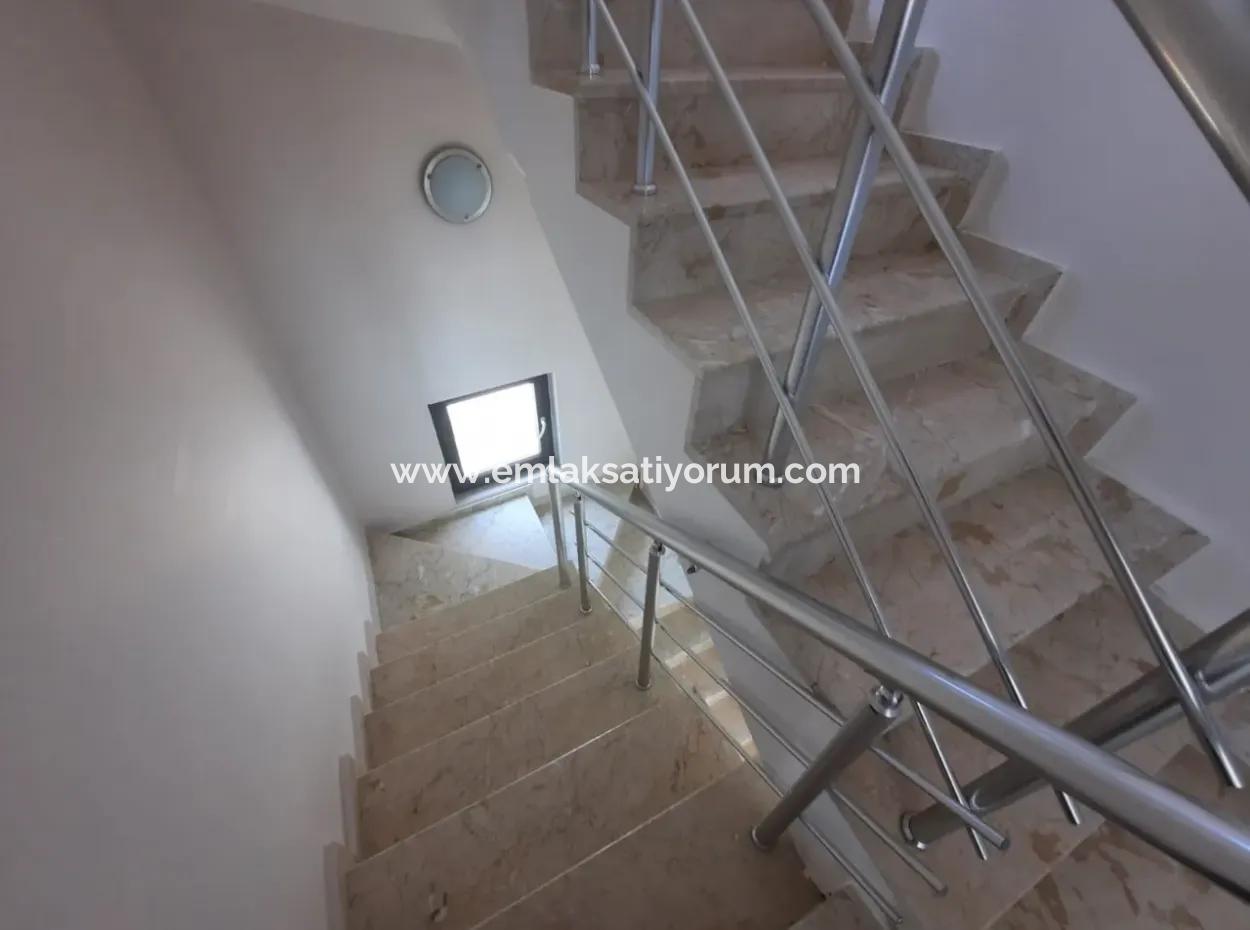 Muğla Ortaca Dalyanda Yüzme Havuzlu 3 Tripleks Villa Komple Satılık