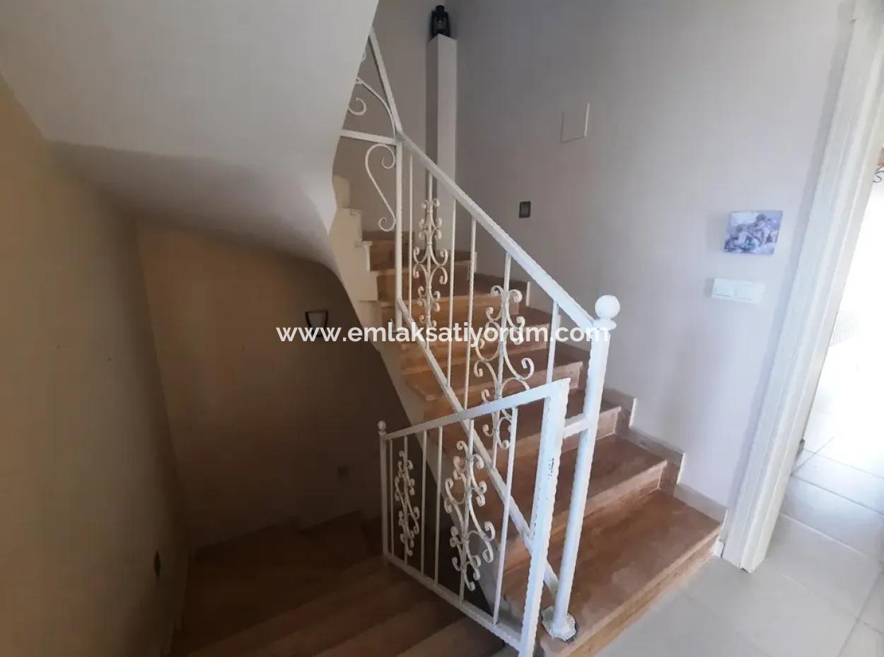 Muğla Ortaca Okçularda 200 M2 5+1 Yüzme Havuzlu Müstakil Eşyalı Villa Yıllık Kiralık