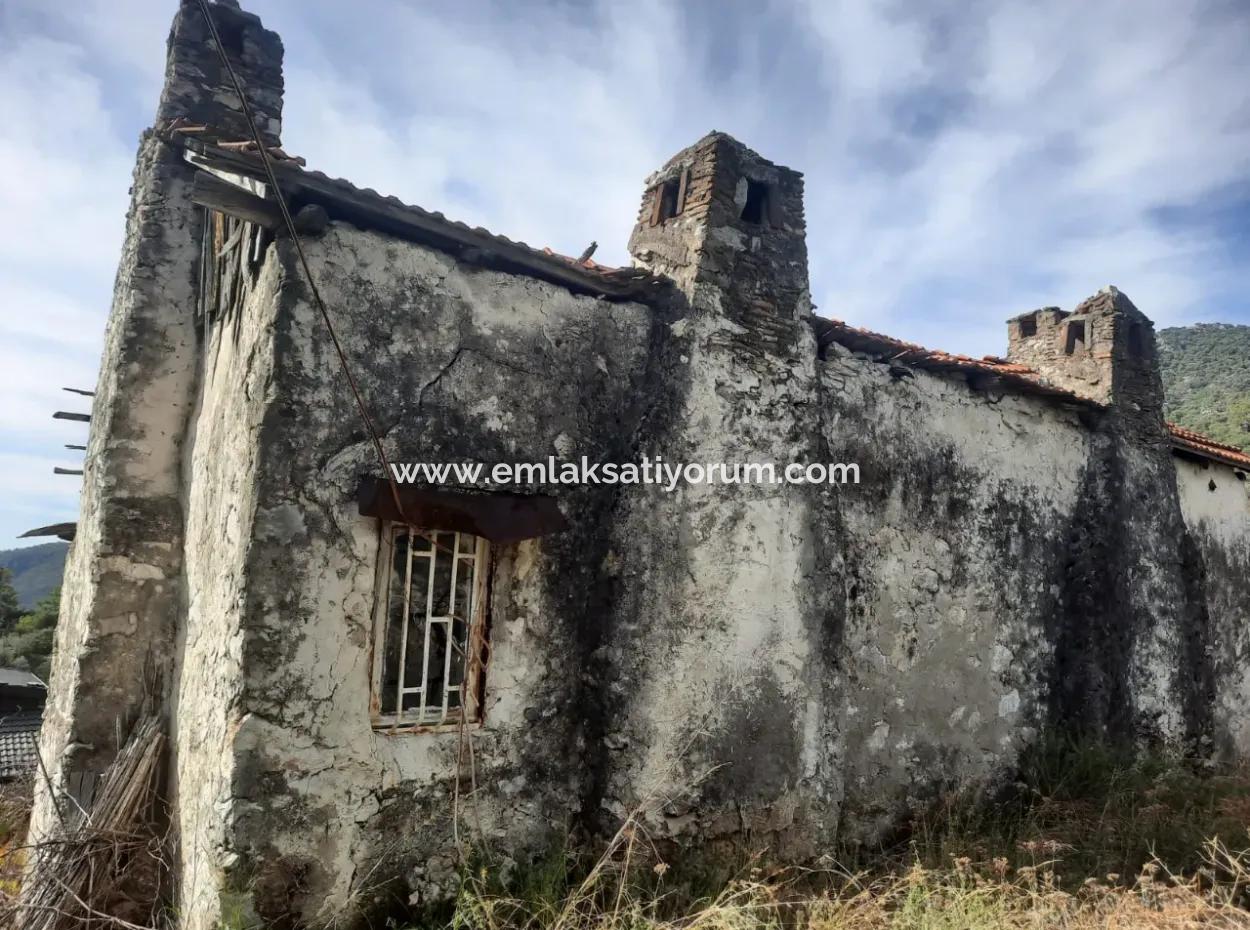 Göcek Gökçeovacıkta Satılık Deniz Manzaralı Ev Ve 246 M2 Arazisi