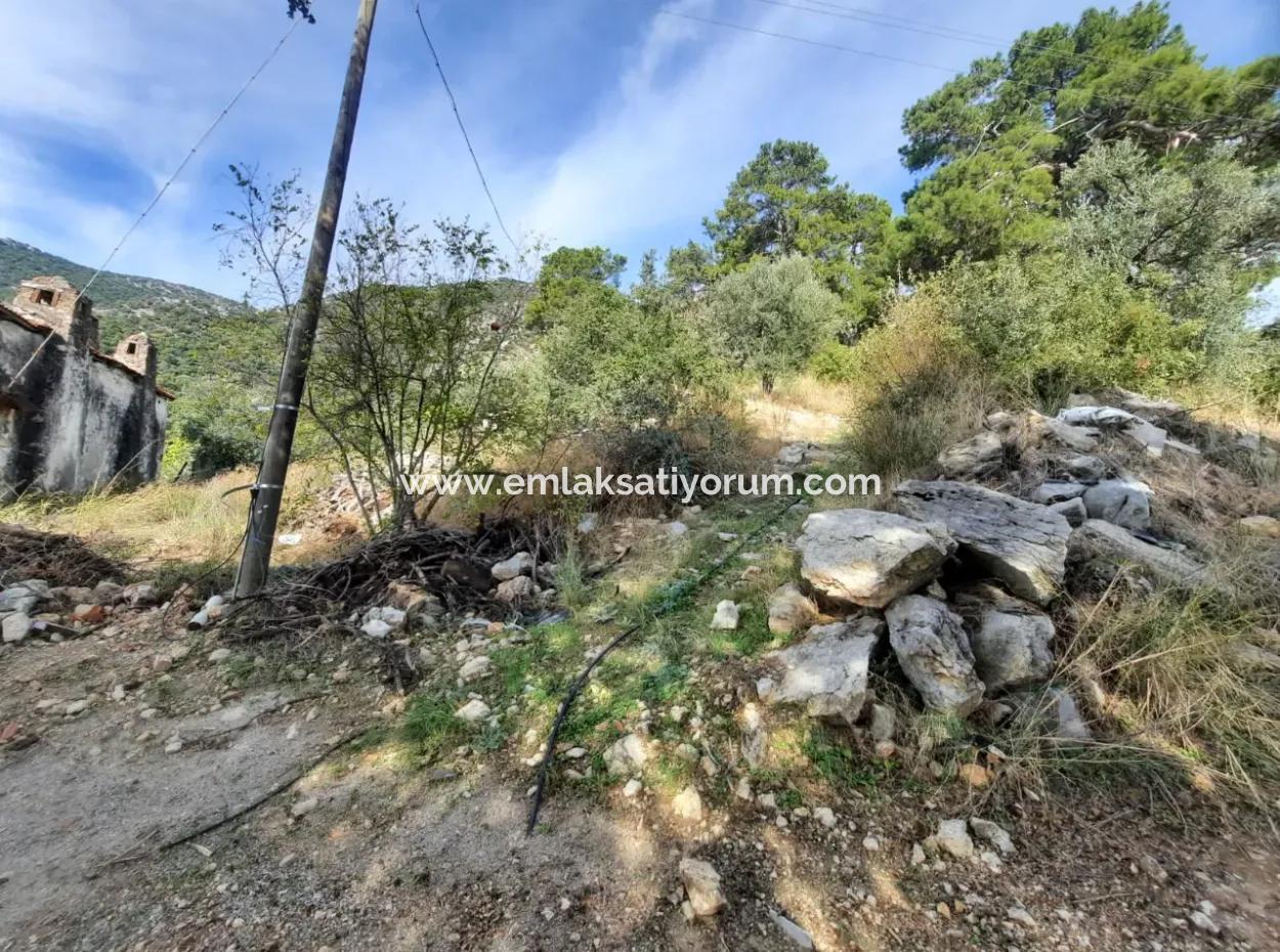 Göcek Gökçeovacıkta Satılık Deniz Manzaralı Ev Ve 246 M2 Arazisi