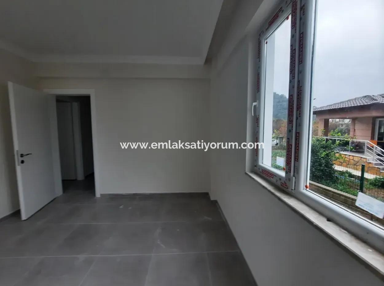 Ortaca Çaylıda Yerden Isıtmalı Sıfır Giriş Kat Daire Acil Satılık