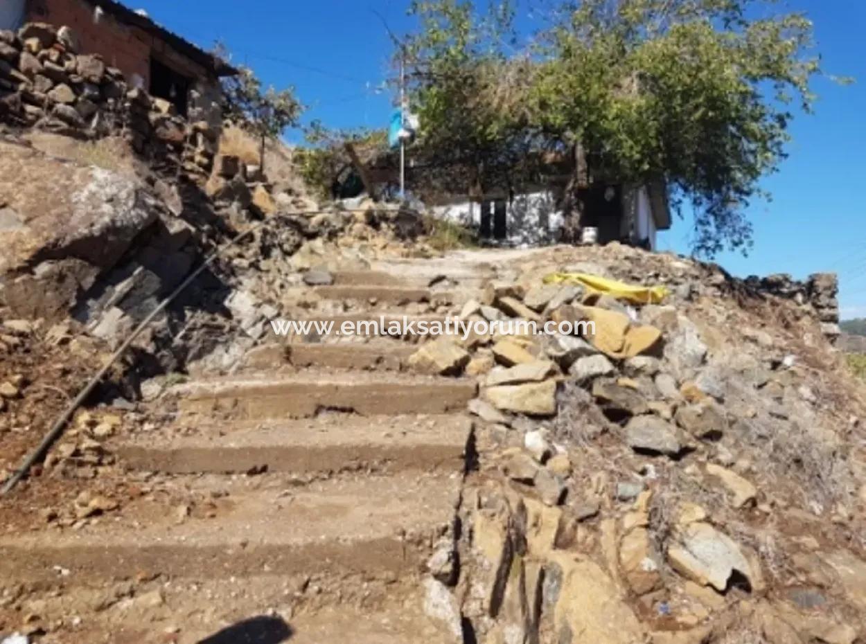 Ortaca Ekşiliyurtta Satılık Köy Evi