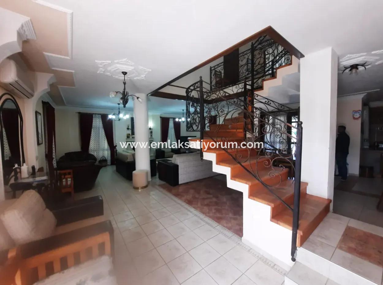 Muğla Ortaca Dalyan Da 280 M2 4+1 Jakuzili Tripleks Satılık