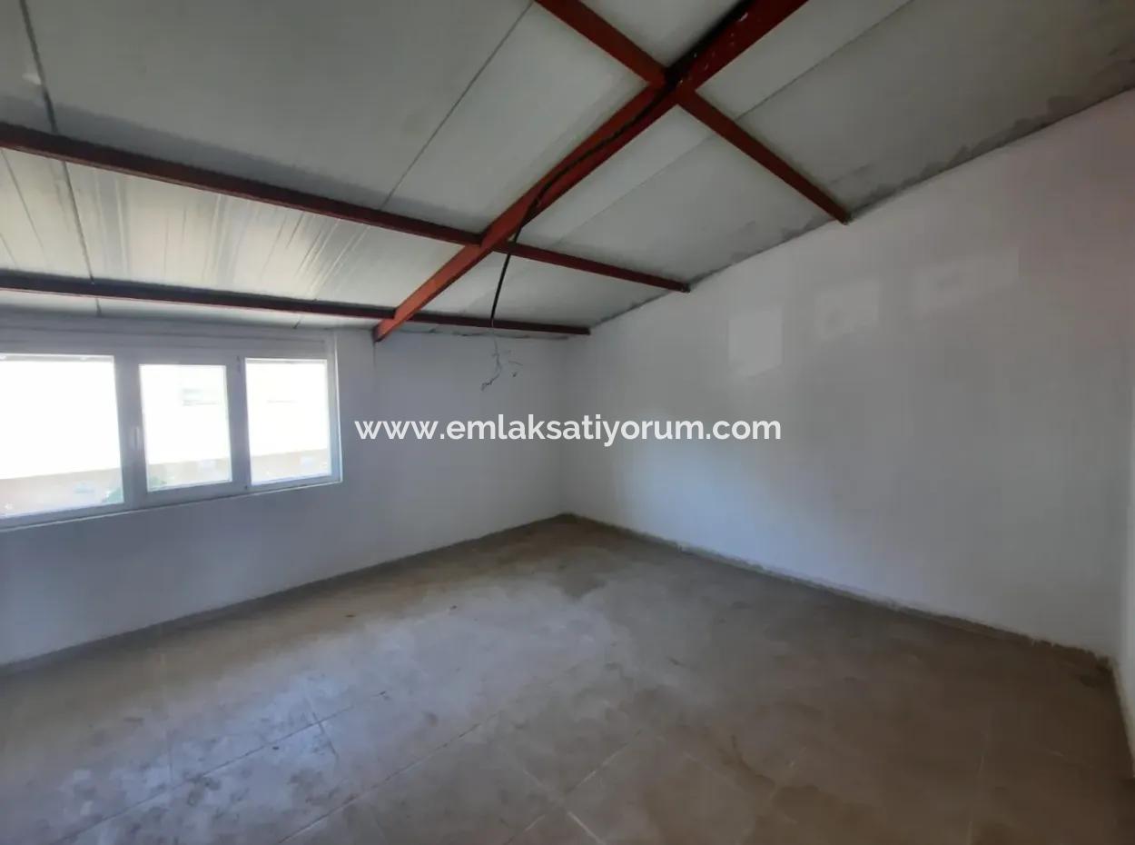 Köyceğiz De Göl Manzaralı Kelepir Tek Katlı Ev Satılık.