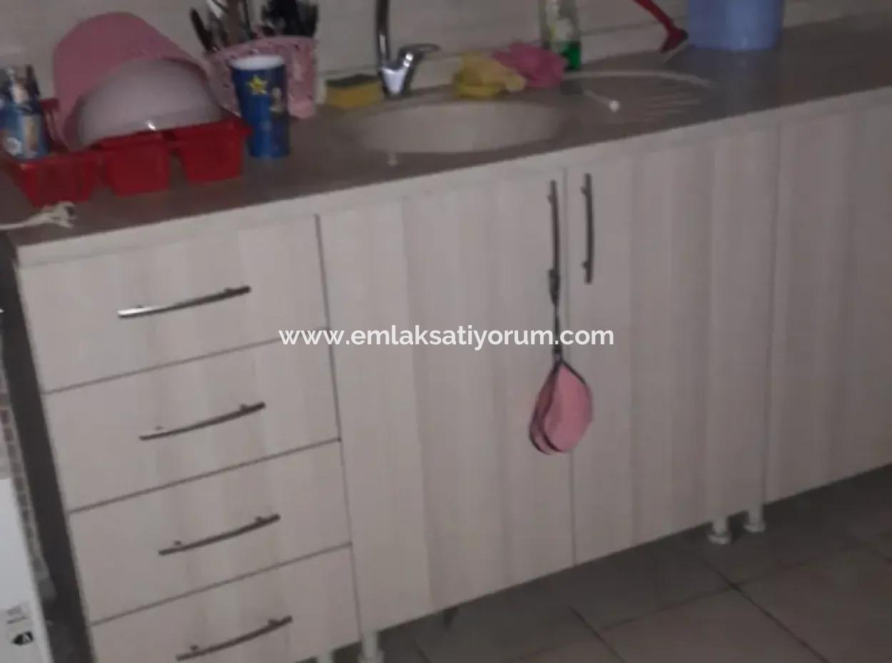 Ortaca Cumhuriyet Mah. 357 M2 Arsa İçinde 3 Katlı Ev Komple Satılık