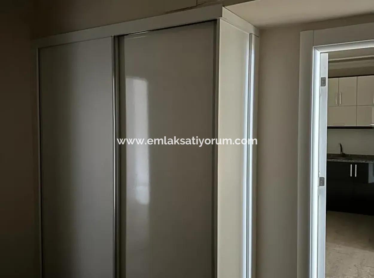 Bulvara Cephe 138 M2 3+1 Daire Kiralık