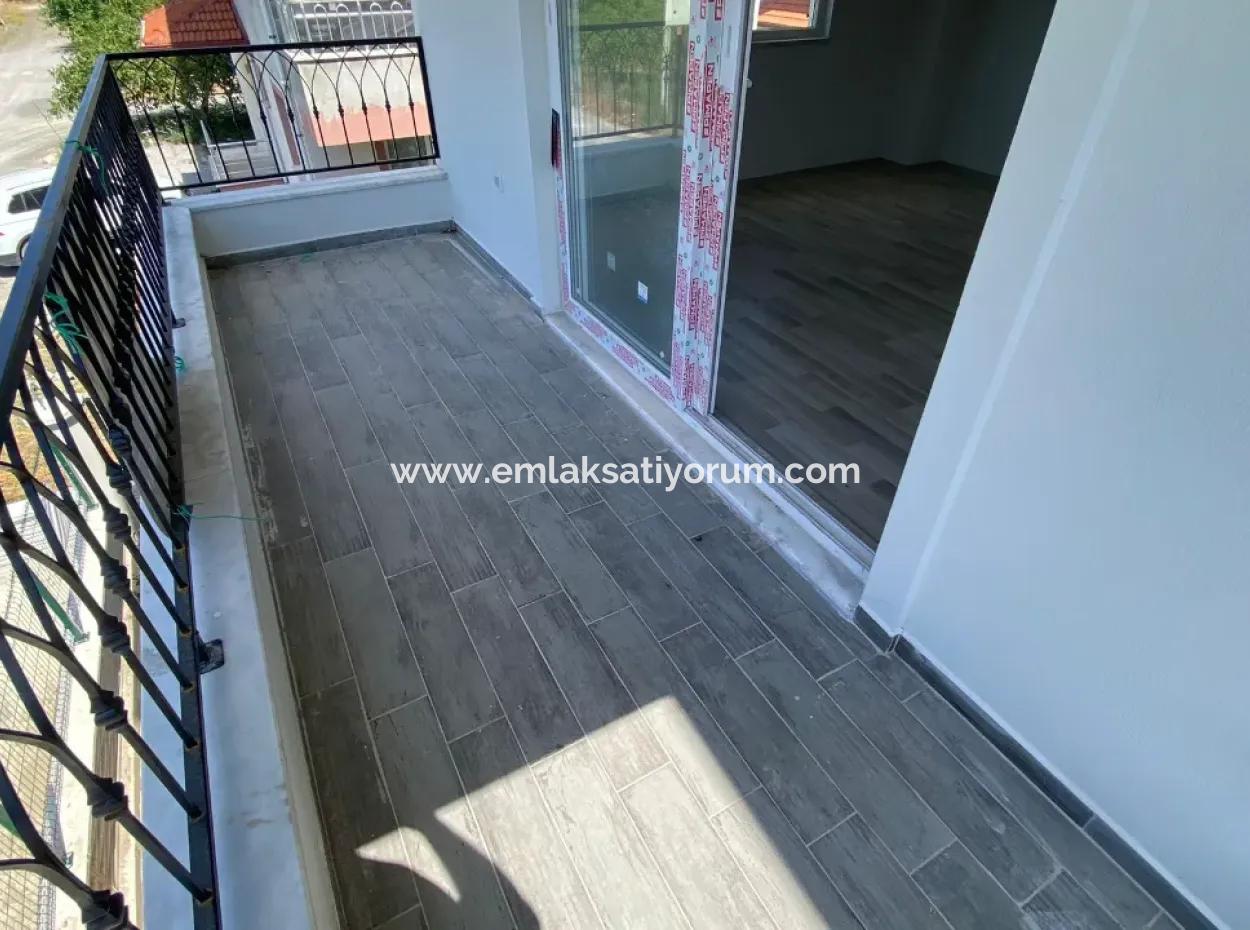 Ortaca Çaylı'da 2.Kat 2+1  Sıfır Daire Satılık 