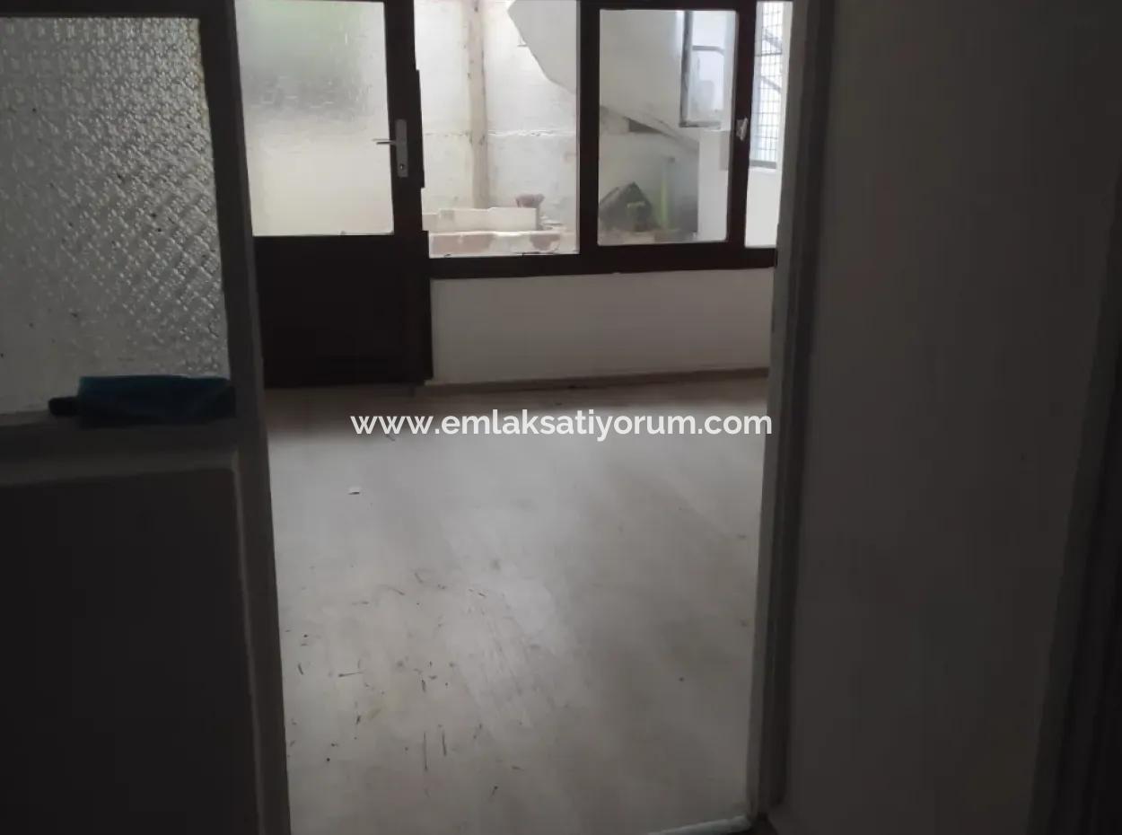 Muğla Ula Akyakada İşlek Caddede Düz Giriş Dükkan Acil Satılık