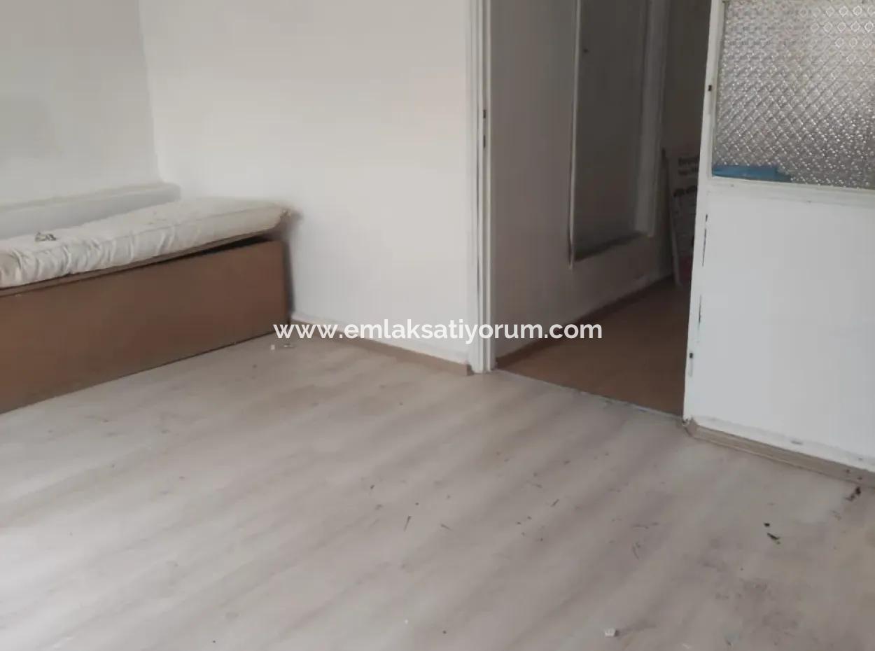 Muğla Ula Akyakada İşlek Caddede Düz Giriş Dükkan Acil Satılık