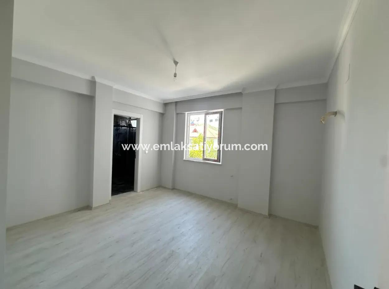 Ortaca Çaylı Mahallesinde Satılık 2+1 90M2 Ara Kat Daire