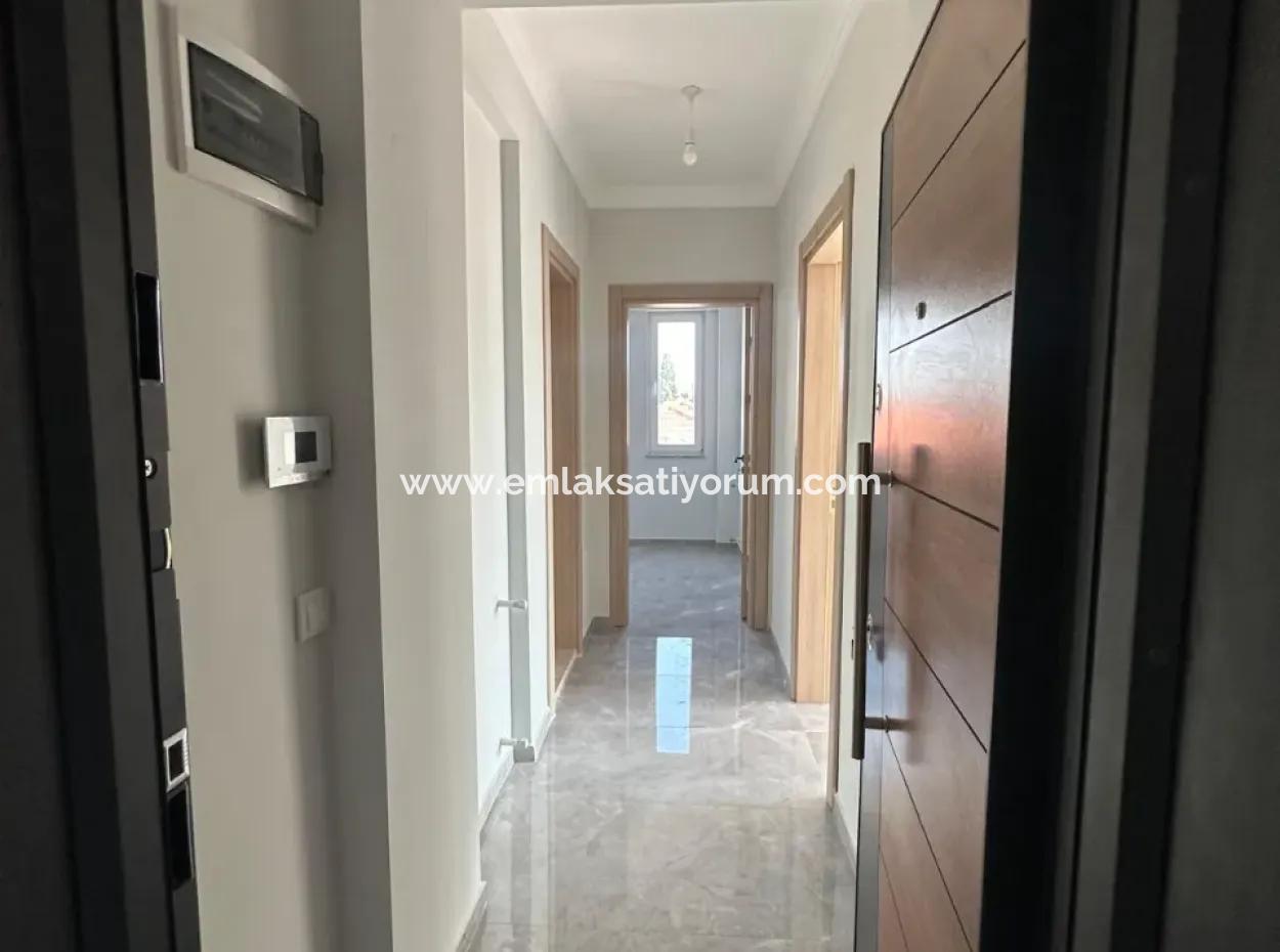 Ortaca Merkez De 1+1 Lüks Daire Satılık