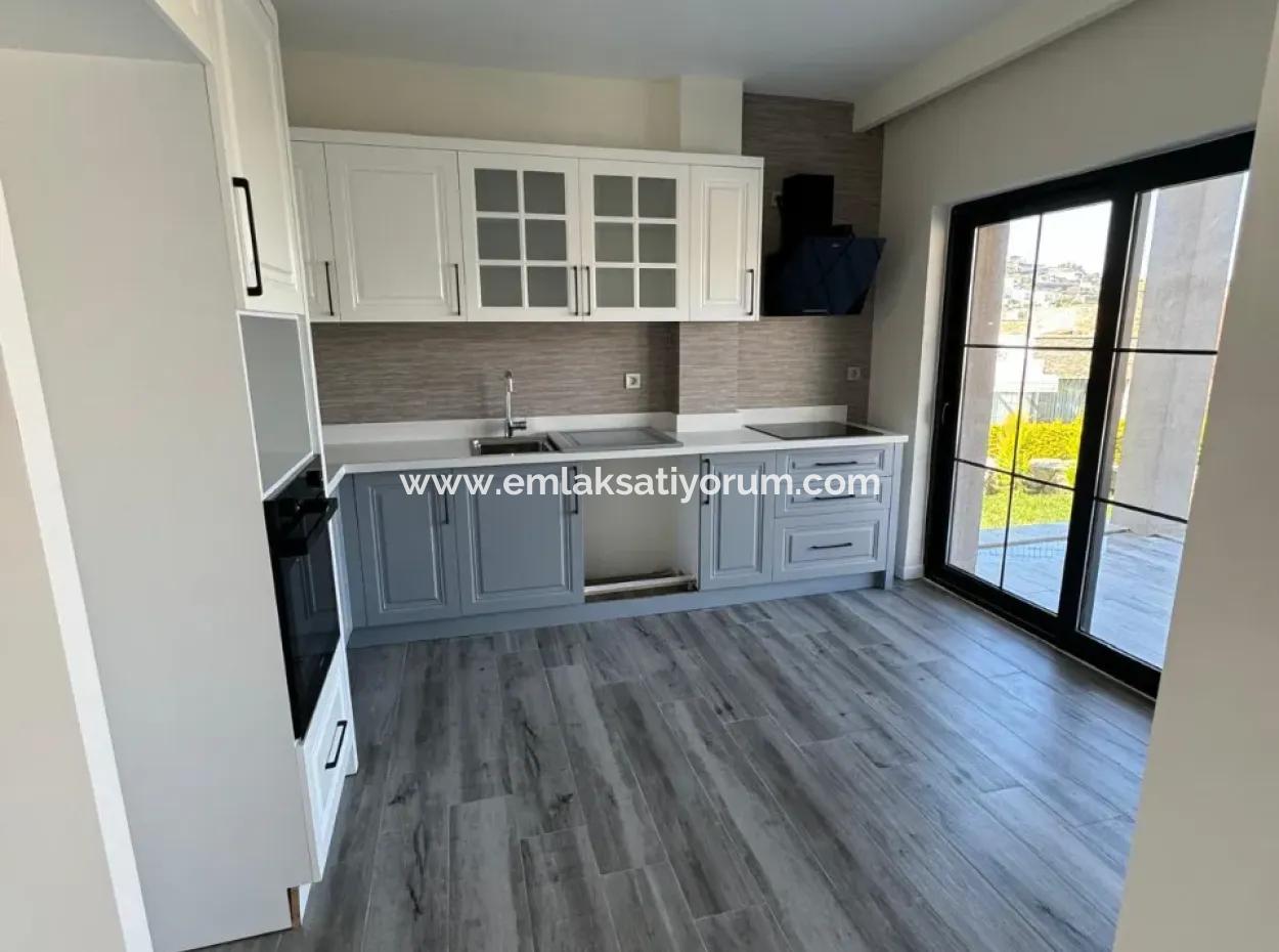 Muğla Bodrum Gündoğanda Deniz Manzaralı 4+1 Sıfır Dubleks Satılık