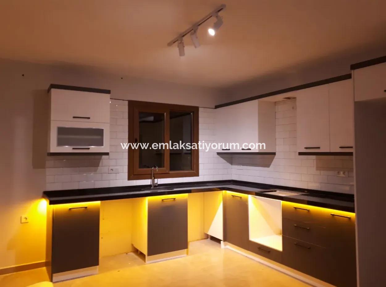 Fethiye Üzümlüde Doğa İçinde Satılık Yüzme Havuzlu Müstakil Lüks Villa