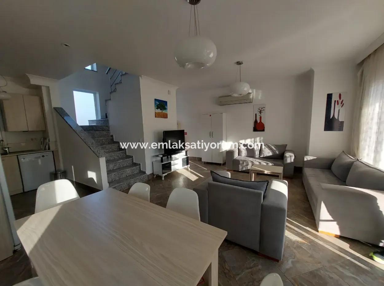 Muğla Dalyan Merkezde Yüzme Havuzlu 3+1 Fırsat Tripleks Satılık