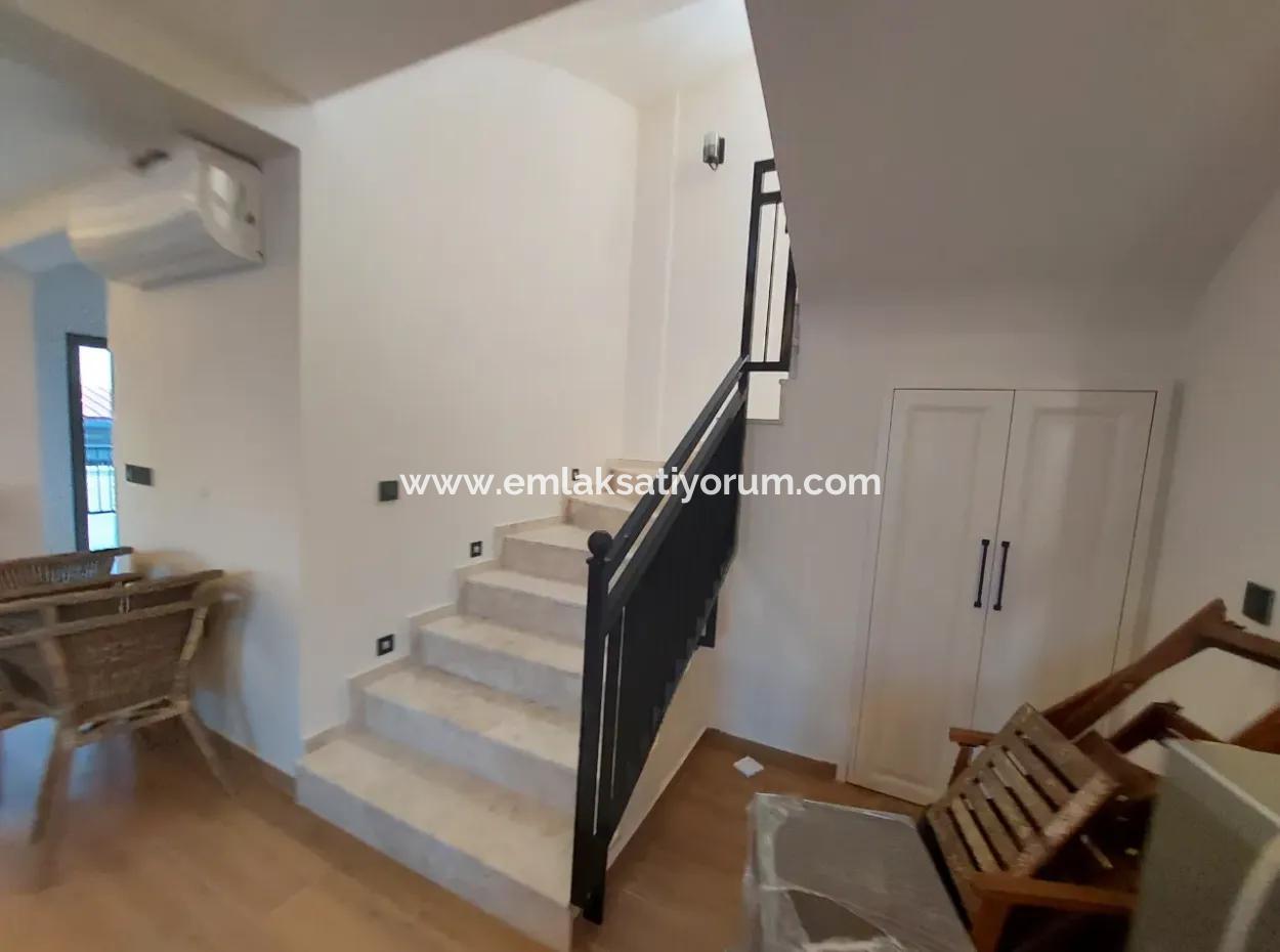 Muğla Dalyanda Sıfır 5+1 Lüks Tripleks Satılık