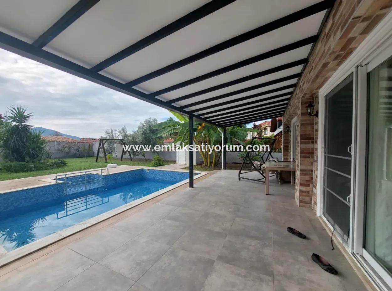 Muğla Dalyanda700M2 Arsada 4+1 Müstakil Yüzme Havuzlu Lüks Villa Kiralık