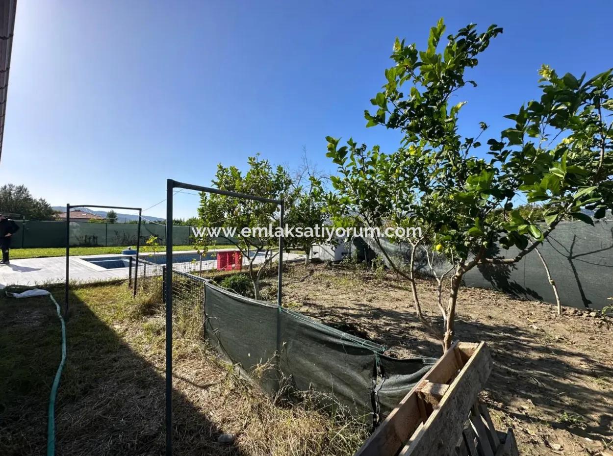 Ortacada Müstakil Havuzlu Tek Katlı Ev Uzun Dönem Kiralık