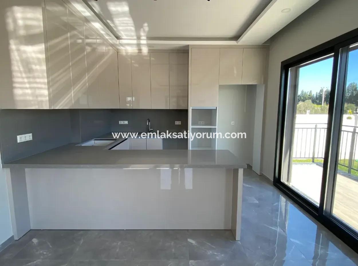 Ortaca Fevziyede Satılık 1000M2 Arsada Ultra Lüks Müstakil Villa.