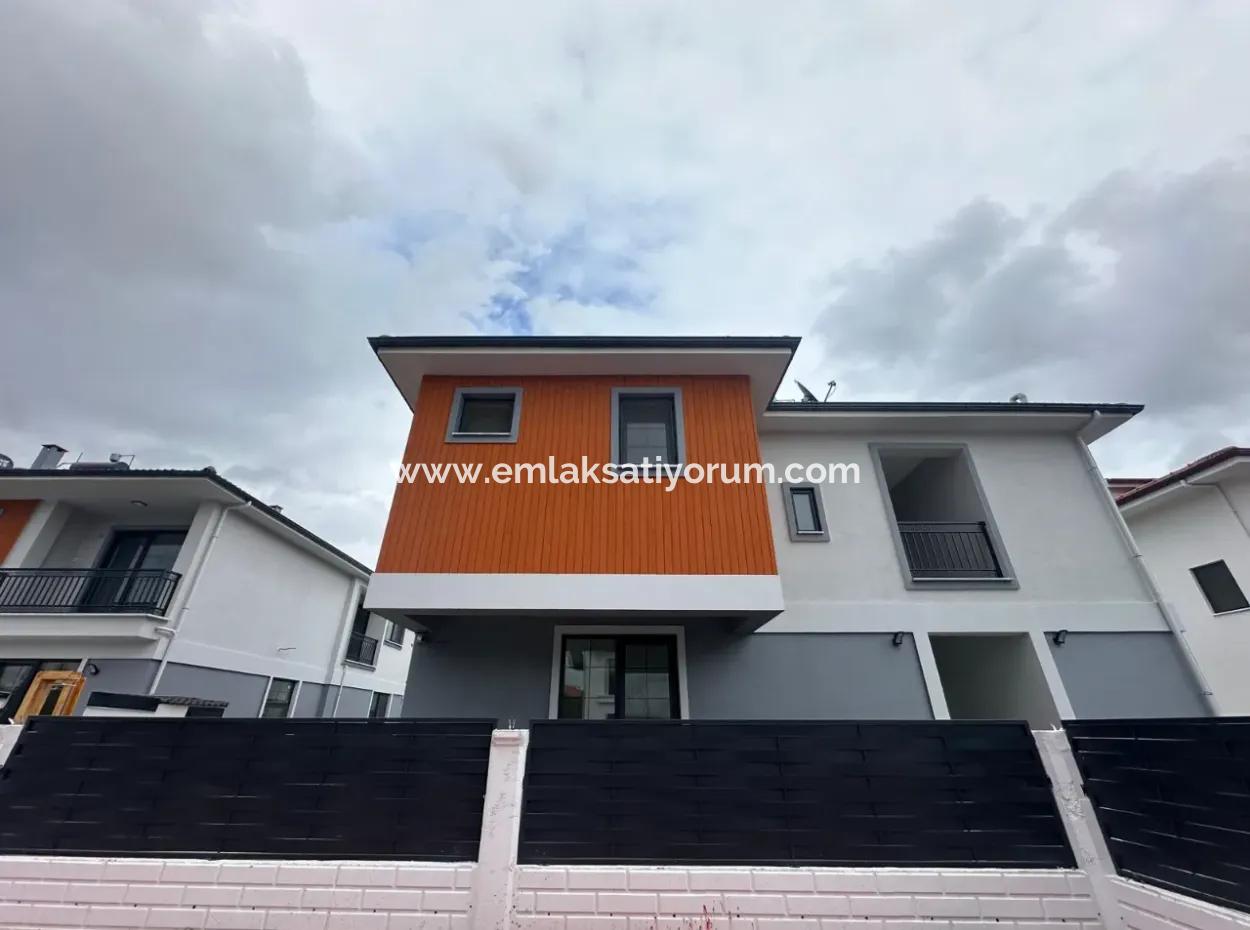 Ortacada 4+1 208 M2 Lüks Villalar Satılık