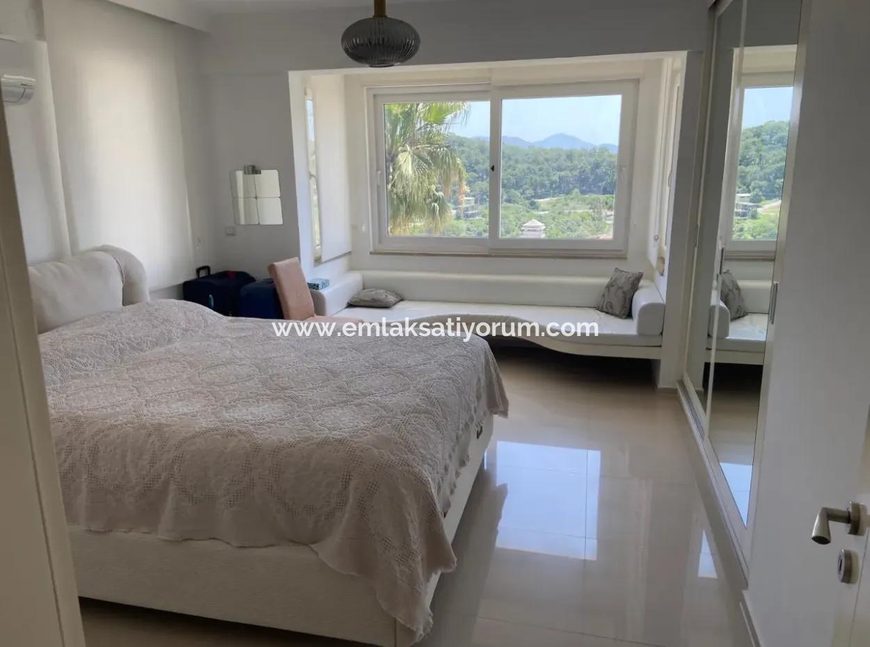 Mugla Sarıgermede 400 M2 Arsada Yüzme Havuzlu 3+1 Dubleks Satılık 