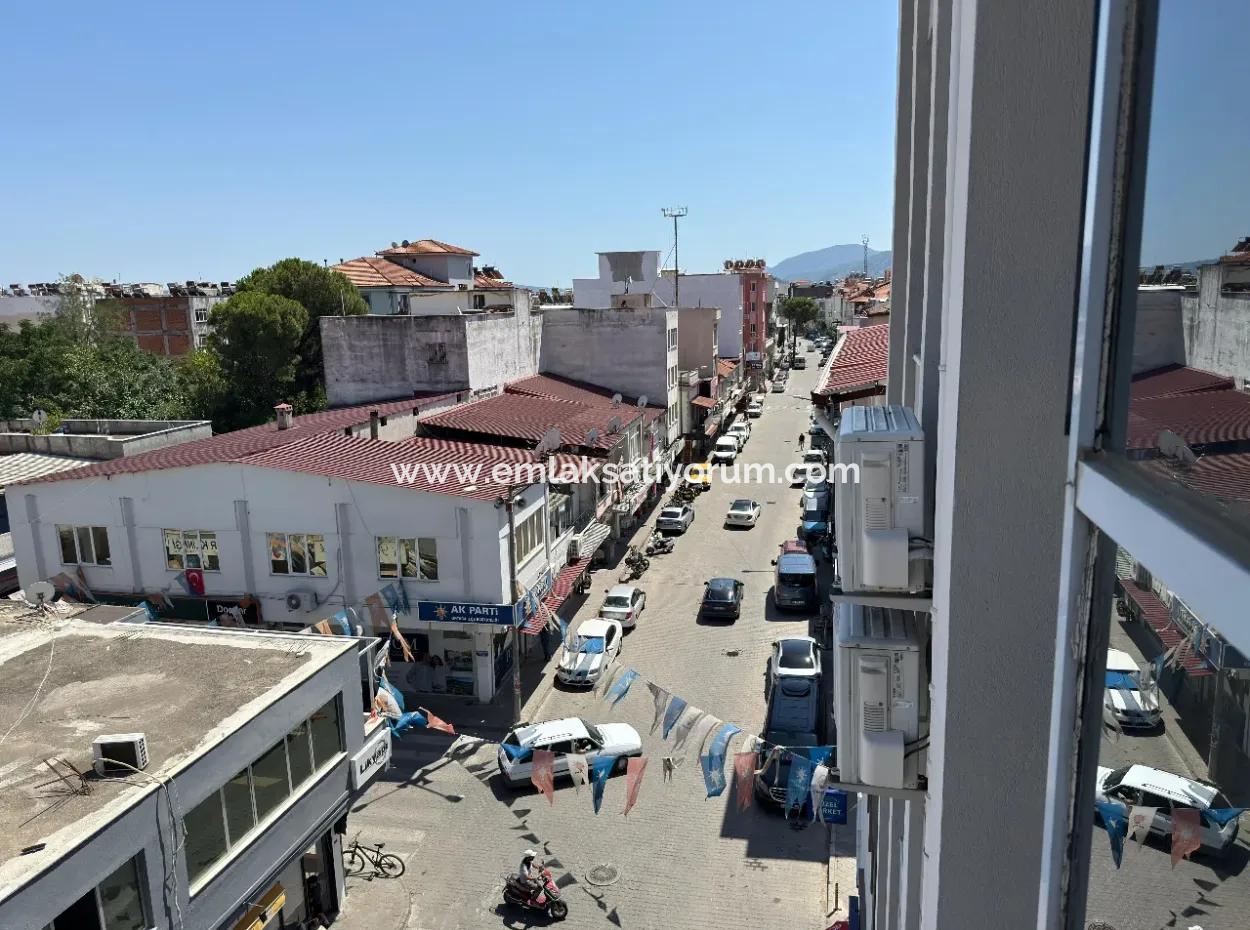 Ortaca Merkezde 1+1 70M2 Ful Eşyalı Daire Satılık.