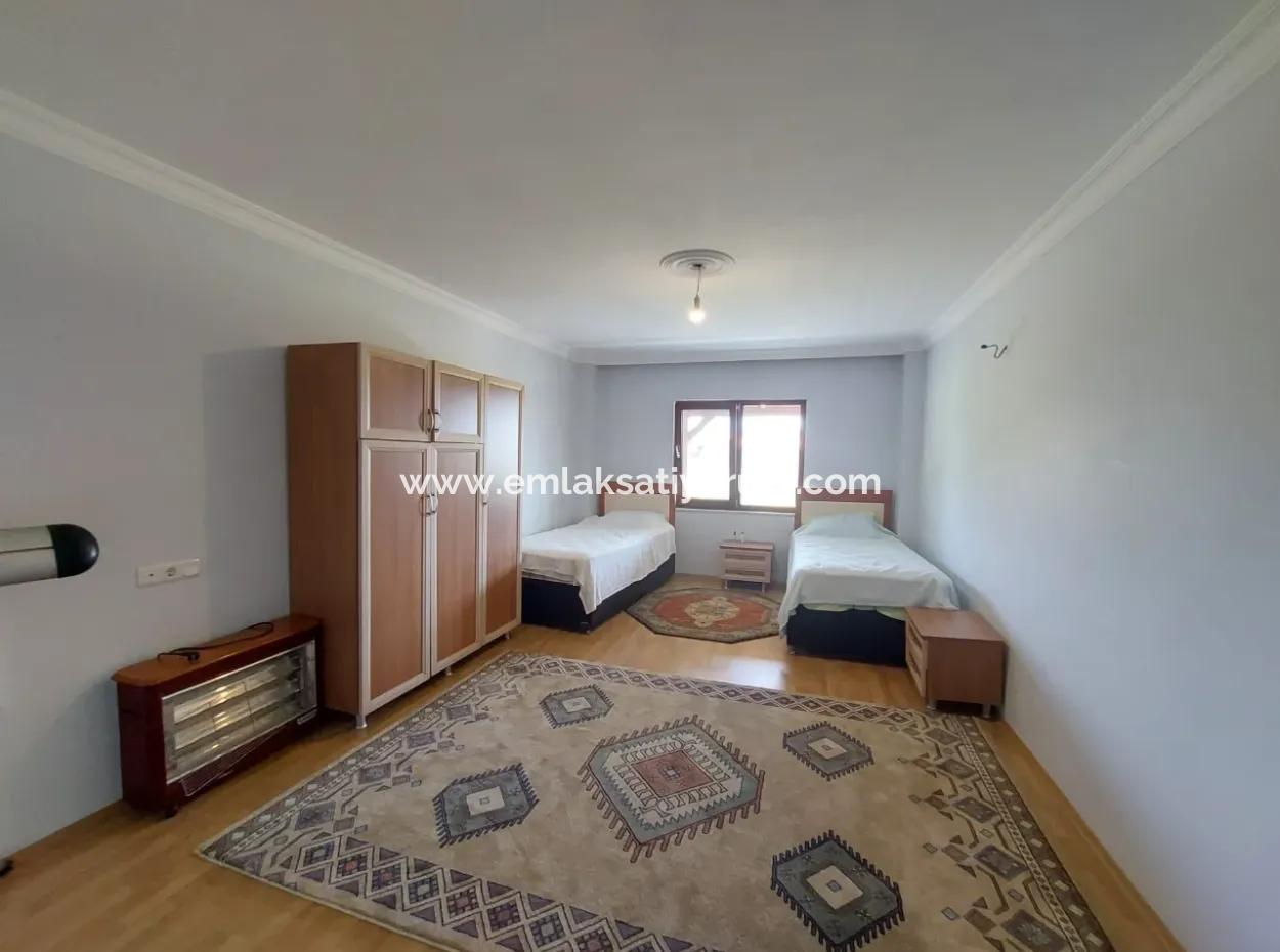 Mugla Dalyanda 7 500 M2 Nar Bahçesinde 5+1 Yüzme Havuzlu Lüks Tripleks Satılık