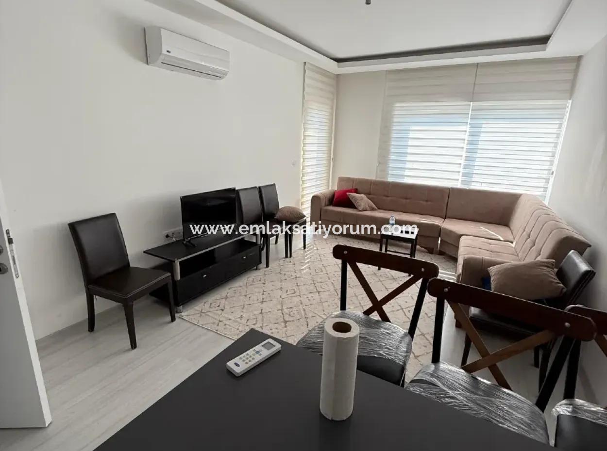 Ortaca Merkezde 1+1 70M2 Ful Eşyalı Daire Satılık.