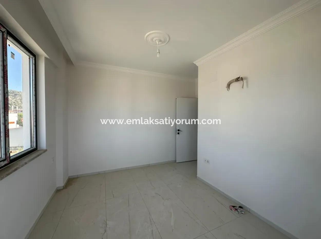 Ortaca Merkezde 2+1 Sıfır Lüks Havuzlu Daire Kiralık