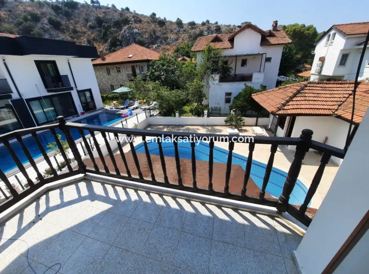 Muğla Ortaca Dalyan’da Yüzme Havuzlu 3+1, Ve  1+1 Eşyasız Villa Kiralık