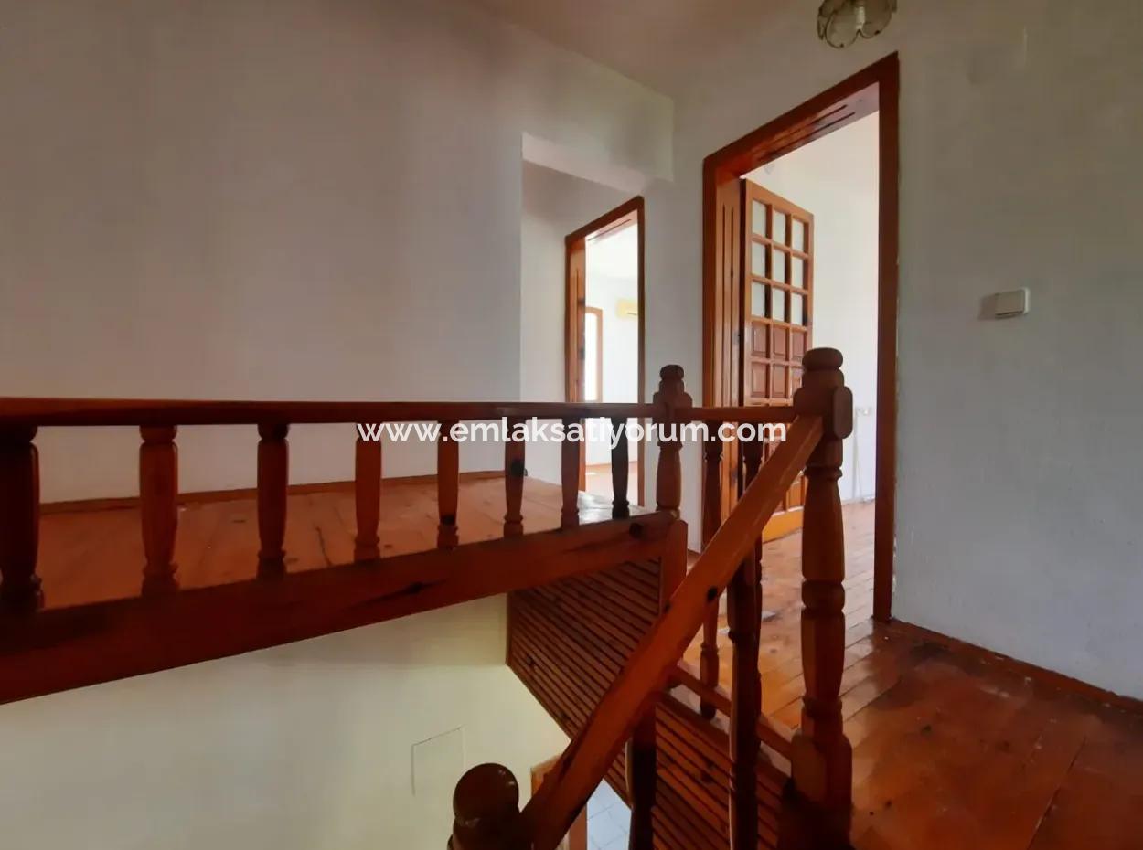 Muğla Ortaca Dalyan’da Yüzme Havuzlu 3+1, Ve  1+1 Eşyasız Villa Kiralık