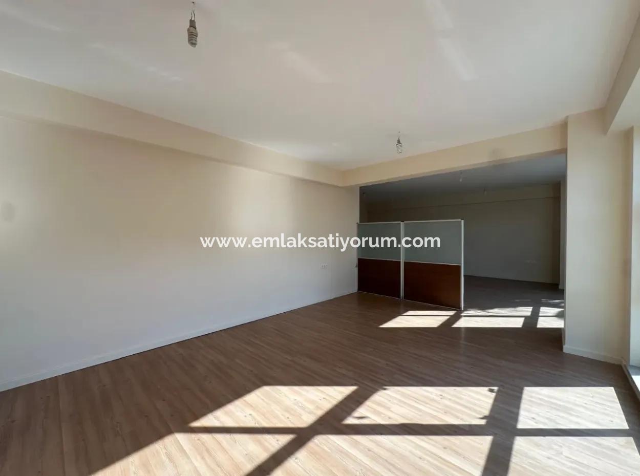 Ortaca Merkez De Plaza Da Satılık İşyeri