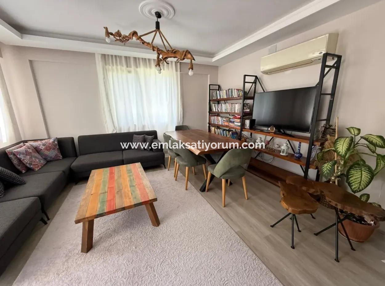 Ortaca Cumhuriyette 3+1 115M2 Giriş Kat Daire Satılık.