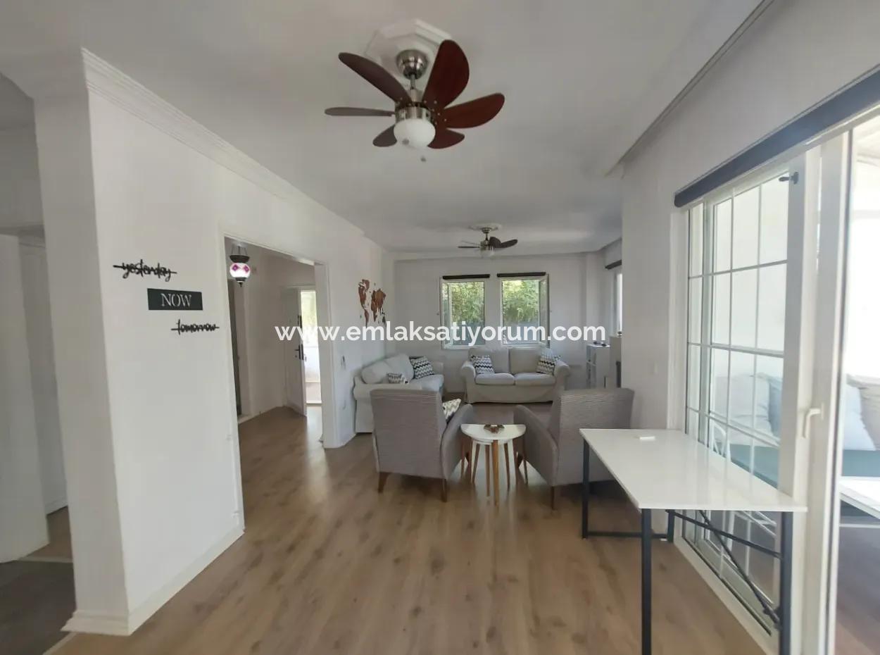 Dalyan’da  Müstakil Yüzme Havuzlu Eşyalı 3+1 Kış Balkonu Villa Kiralık