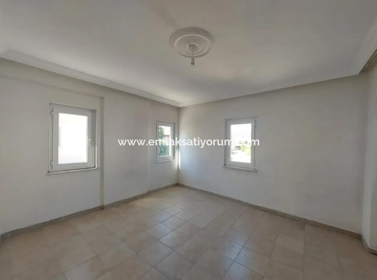 Muğla Dalyan Merkezde, 2+1 Eşyasız Daire Kiralık