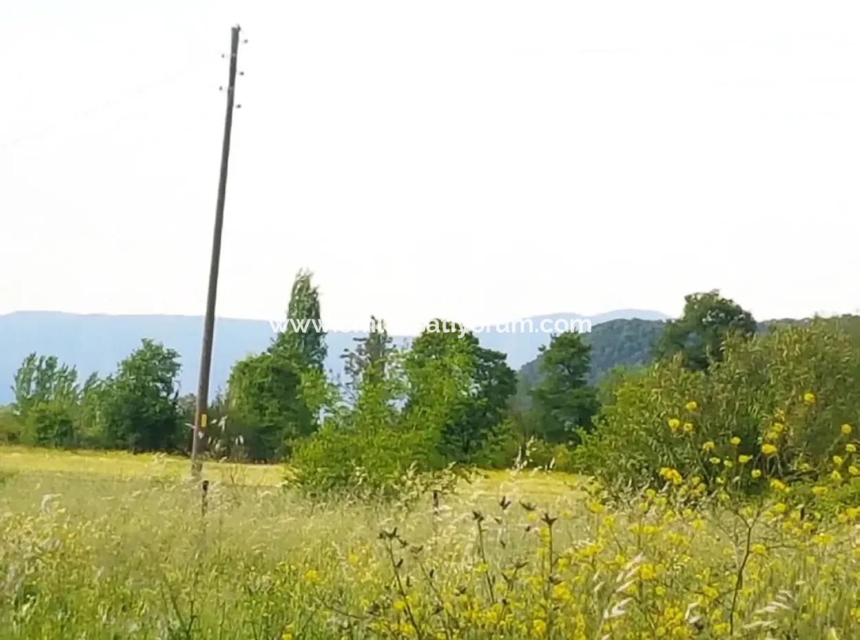 Okçularda Satılık Köşe Başı Arsa