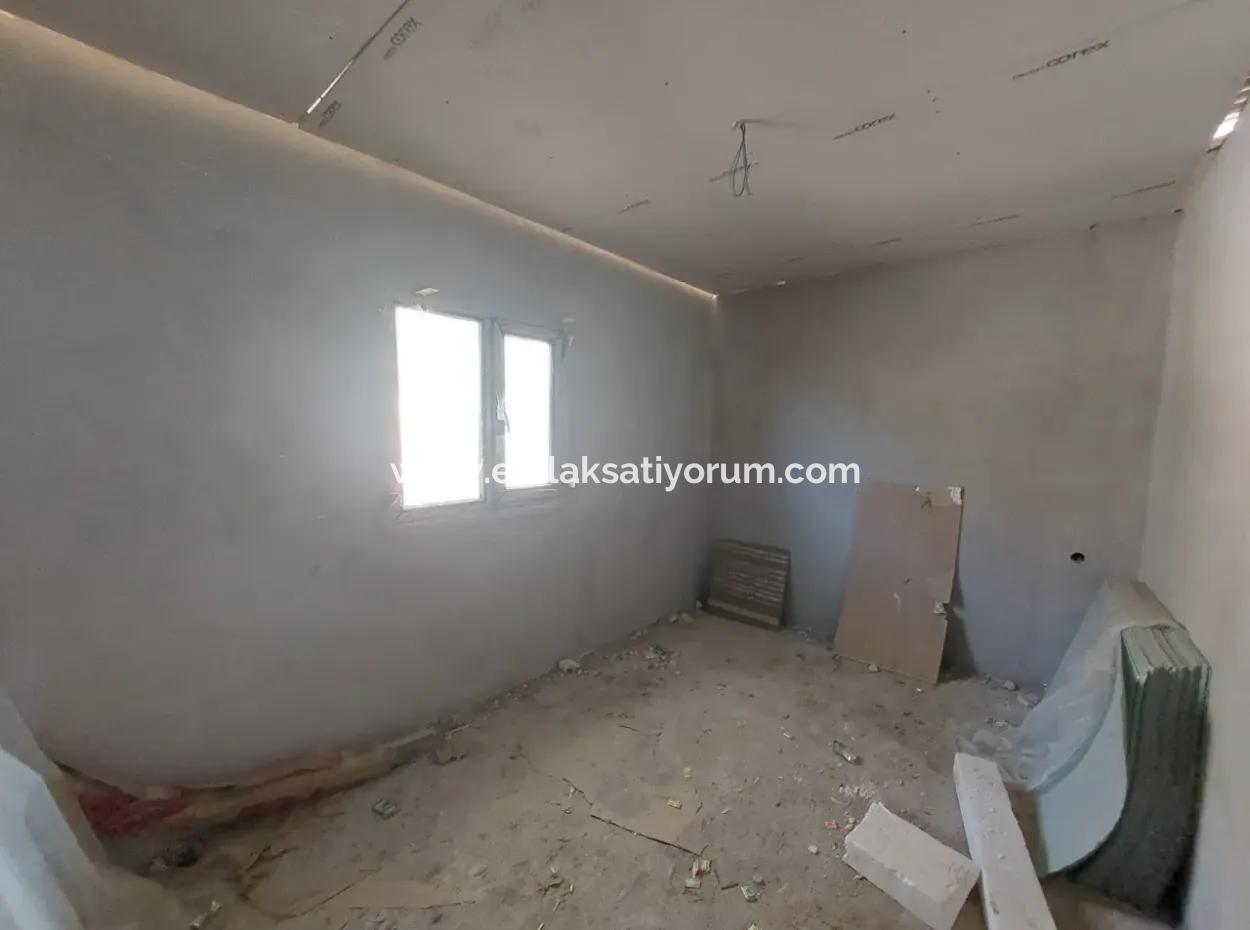 Ortaca Gökbel De  763 M2 Arazide, Kaba İnşaat 70 M2, 2+1 Prefabrik Ev Satılık