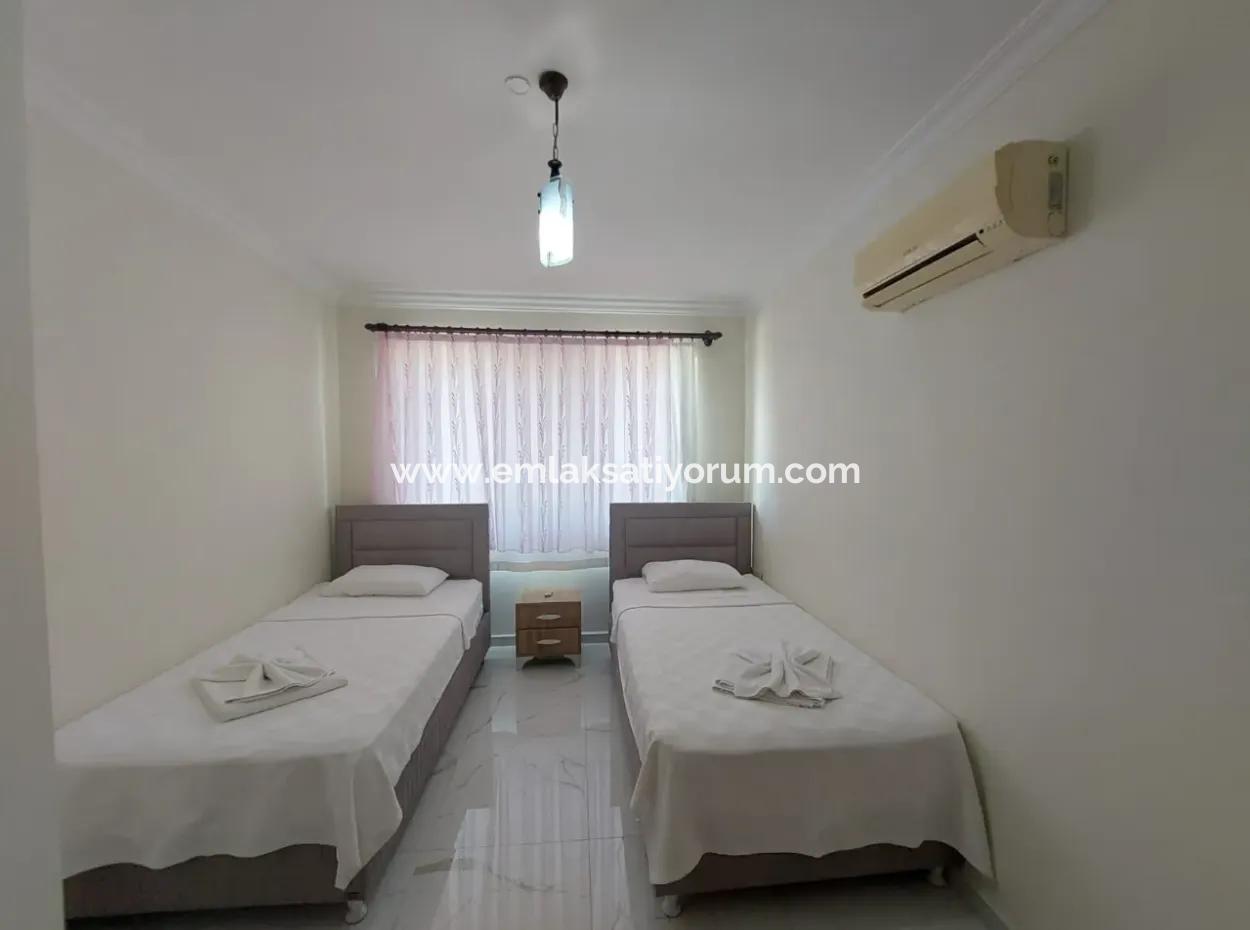 Dalyan Merkezde 5+1 Satılık Triplex Villa