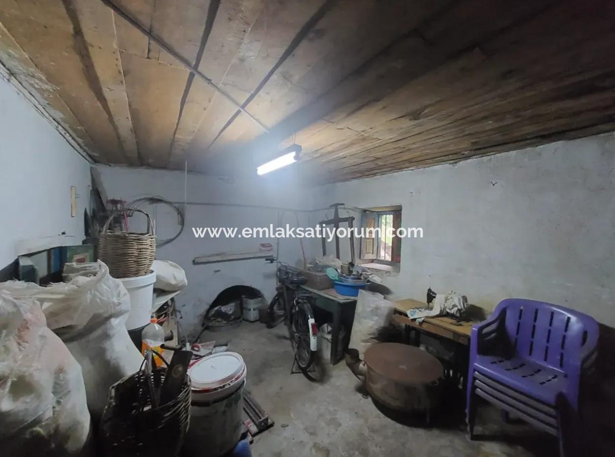 Muğla Fethiye İnlice’de Doğa İçinde Satılık Tapulu Köy Evi