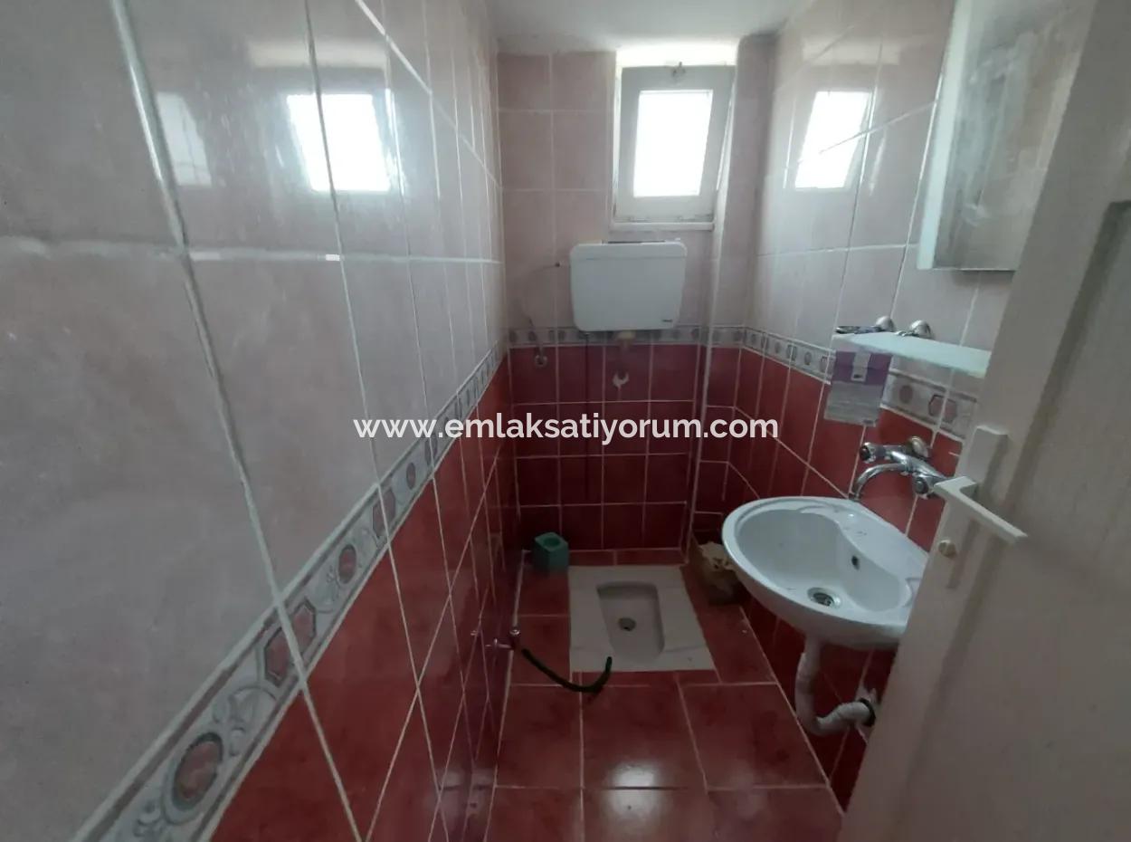 Ortaca Marmarlıda Bahçeli 150 M2, 3+1 Üst Kat Eşyasız Daire Kiralık