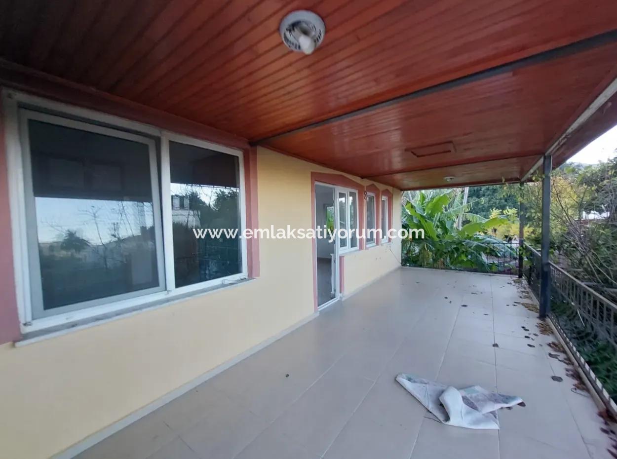 Ortaca Marmarlıda Bahçeli 150 M2, 3+1 Üst Kat Eşyasız Daire Kiralık