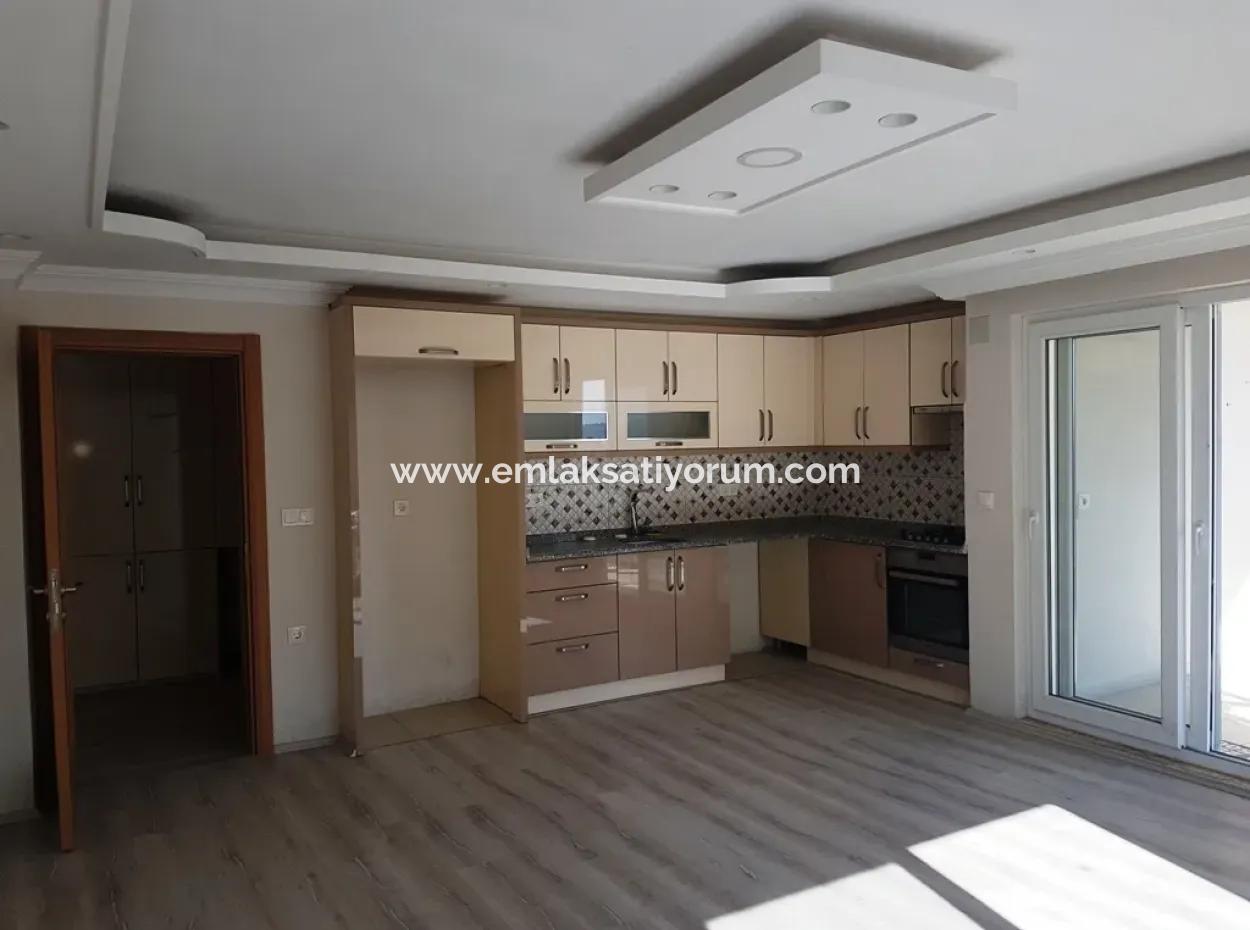 Ortaca Da Satılık Temiz Ve Kullanışlı Daire