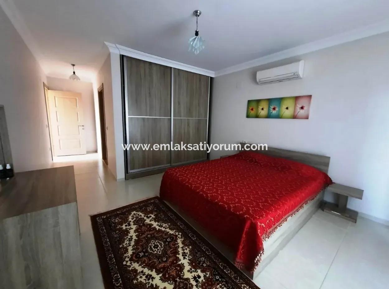 Ortaca Dalyanda Satılık Yüzme Havuzlu Lüks Villa