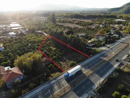Köyceğiz Toparlar’da Ana Yola Cepheli 2.800 M² Ticari/Konut İmarlı Arsa Satılık